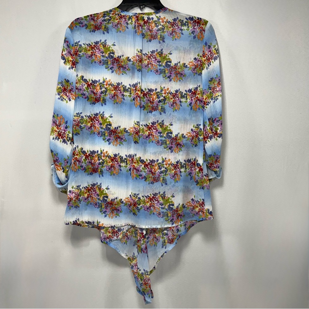 Floral Roll-Tab Kut from the Kloth Blue Chiffon Button Down Blouse Size M Medium - Picture 3 of 9